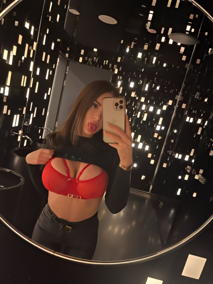 Снежана привлекательная девушка из Дальнереченск цена от 1500 руб