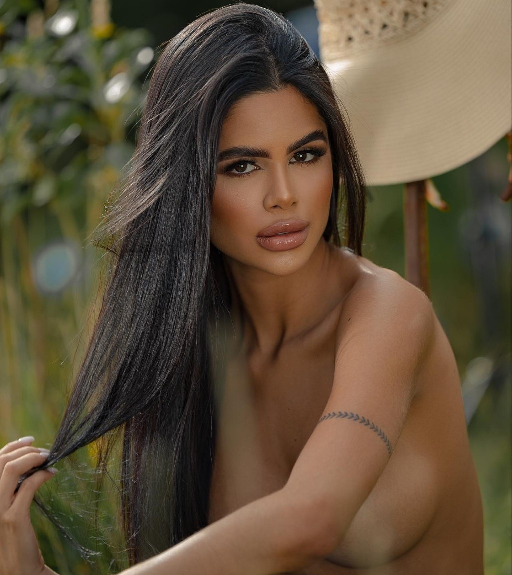 Яночка привлекательная девушка из Дальнереченск цена от 3000 руб